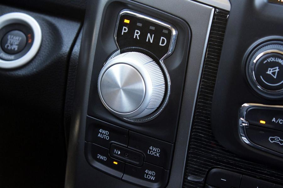  Dodge Ram 1500 Diesel 2014 года  (фото 19 из 55)